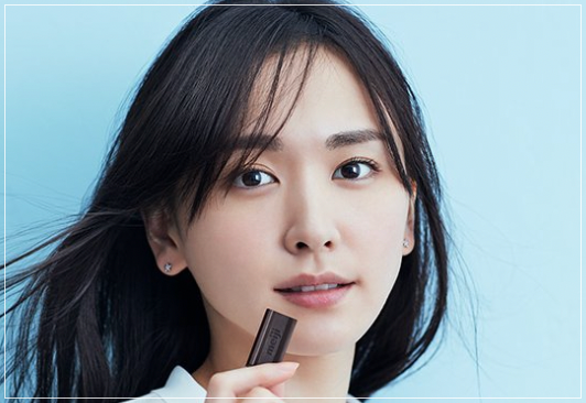 チョコレート片手の新垣結衣